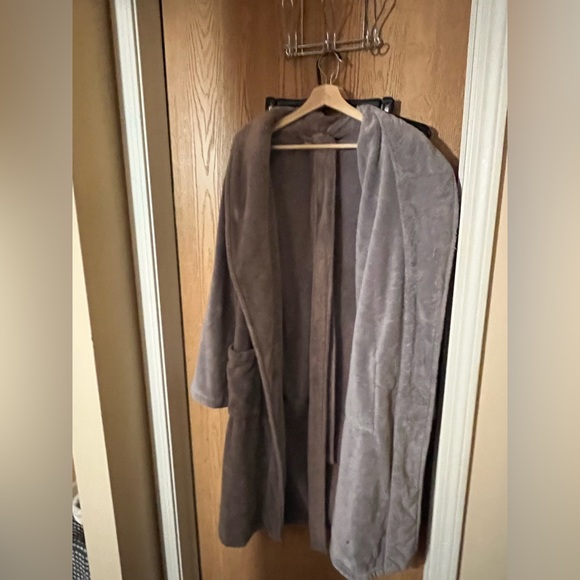 Parachute ~ Gray Robe ~ L - Picture 2 of 11